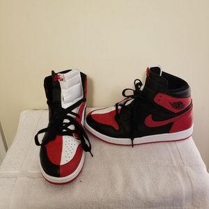 Jordan's 1's "Homage to Home" W/OG BOX
